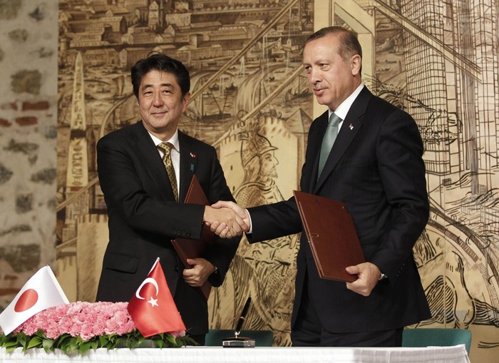Ngày 29 tháng 10 năm 2013, Nhật Bản và Thổ Nhĩ Kỳ ký kết thỏa thuận hợp tác năng lượng hạt nhân.